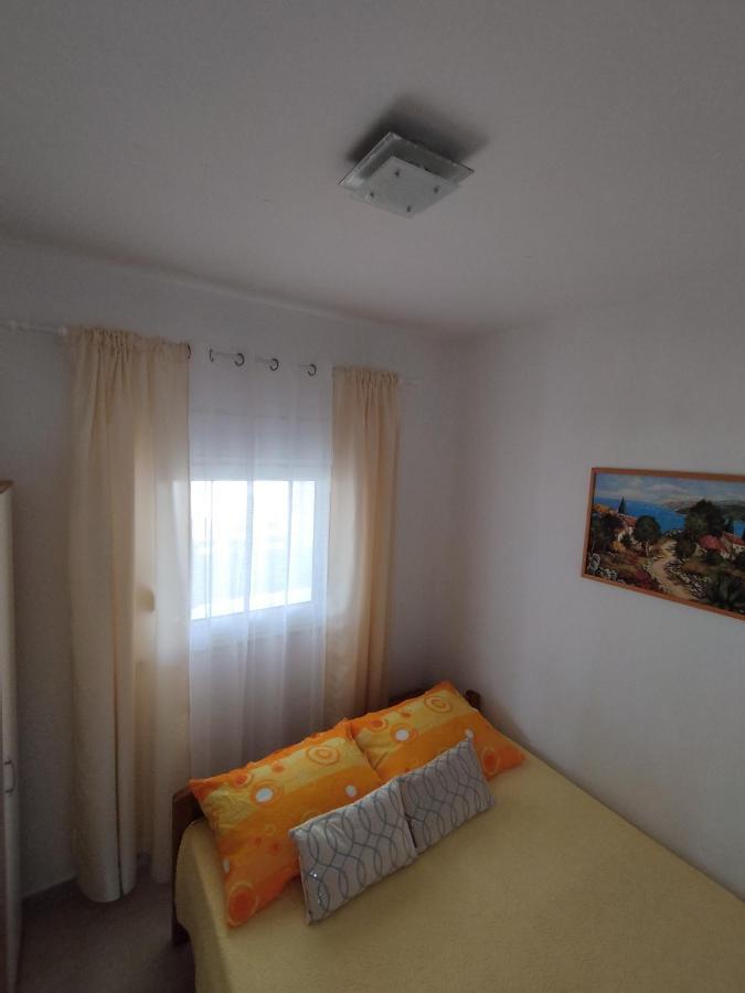 Apartmani Vjeko Vir Exteriör bild